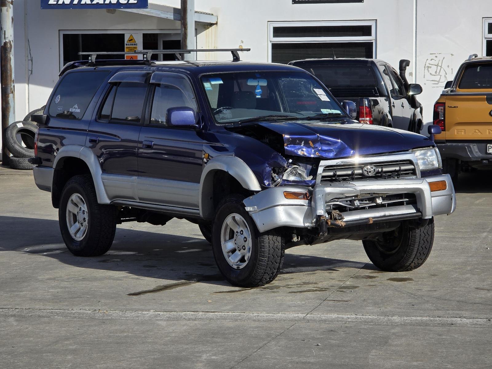 Now Wrecking: 1996 Toyota Hilux KZN185 Wreck Number: A622C