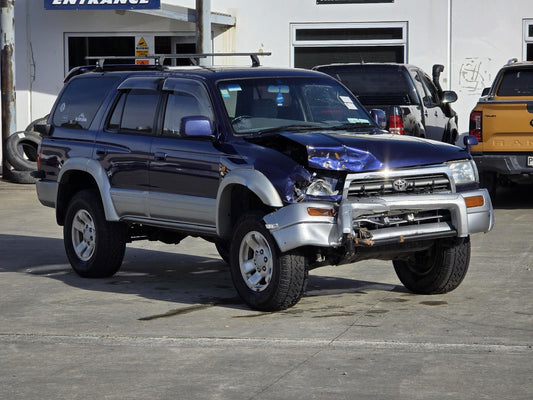 Now Wrecking: 1996 Toyota Hilux KZN185 Wreck Number: A622C