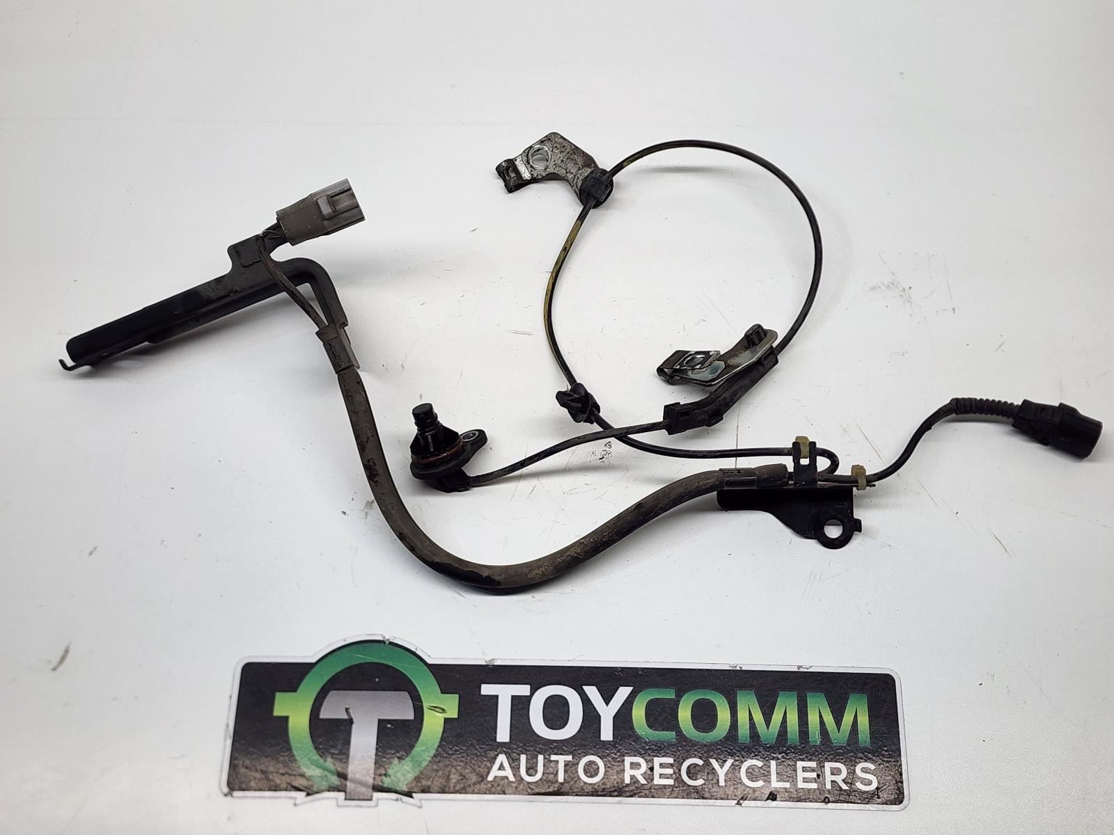 Jan 2005 to Apr 2019 - Toyota Hiace TRH KDH - ABS Sensor - Rh Rear, W/ Loom Type