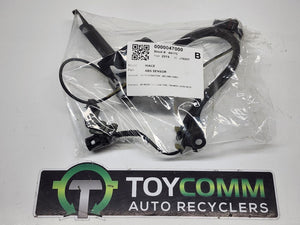 Jan 2005 to Apr 2019 - Toyota Hiace TRH KDH - ABS Sensor - Rh Rear, W/ Loom Type