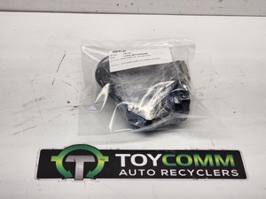 Feb 2005 to Aug 2015 - Toyota Hilux - Left Front Lock Mechanism - Power