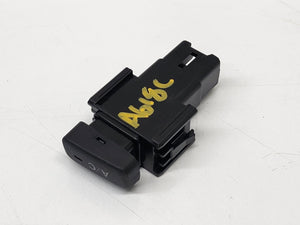 Feb 2005 to Aug 2015 - Toyota Hilux - Misc Switch/Relay