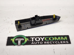 Feb 2005 to Aug 2015 - Toyota Hilux - Left Rear Window Switch