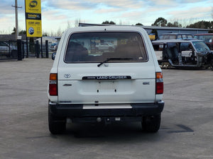 Now Wrecking: 1992 Toyota Land Cruiser HZJ81 Wreck Number: A632C