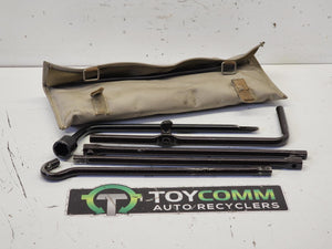 Jul 1996 to Jan 2003 - Toyota Land Cruiser Prado 95 Series - Jack/Tool Kit