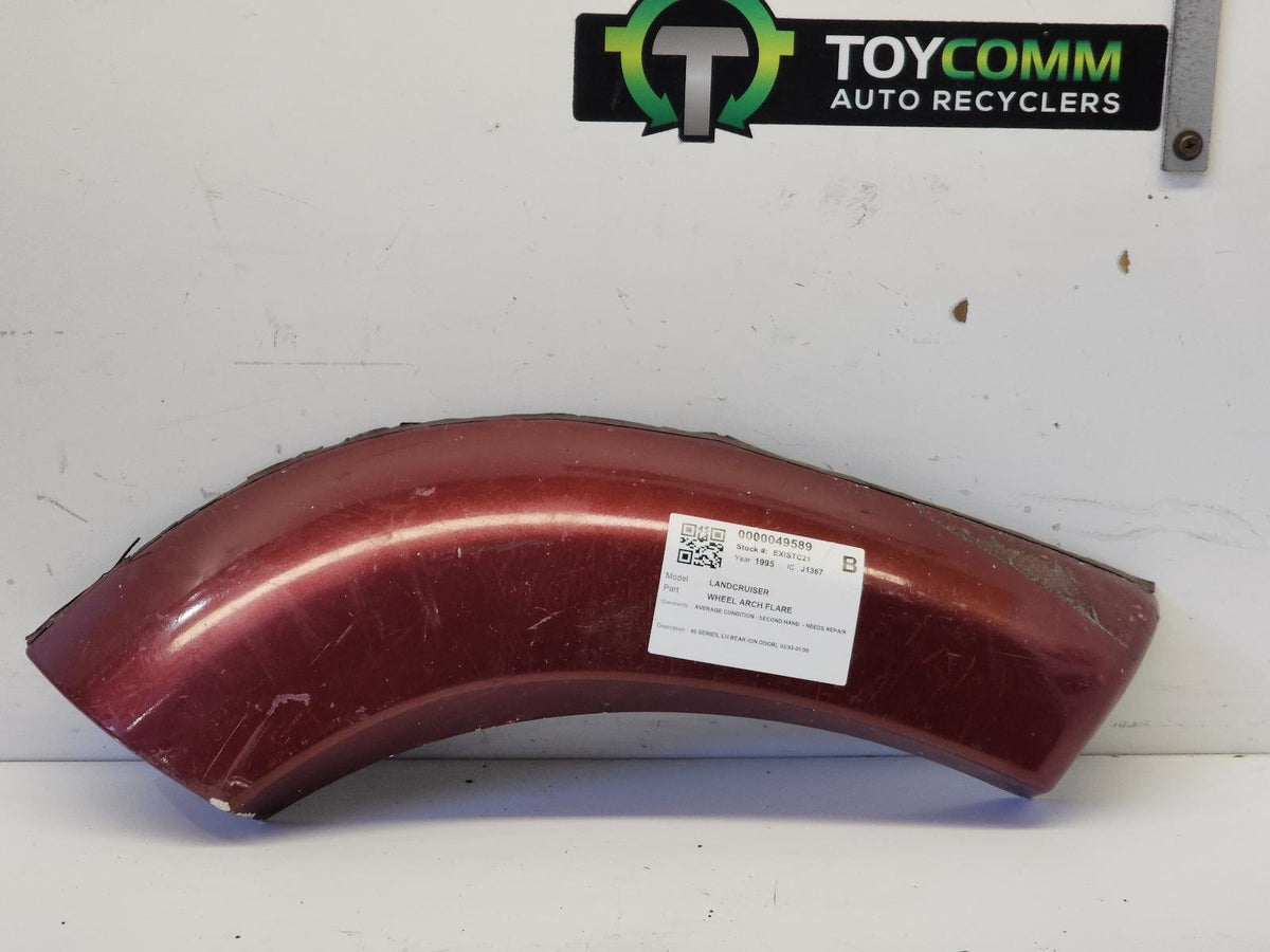 May 1990 to Jan 1993- Toyota Land Cruiser 80 Series- Wheel Arch Flare- Rh Rear (On Door)