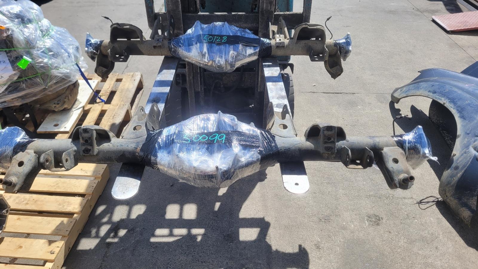 Oct 1989 to Jun 1996 - Toyota Hilux Surf - Rear Differential Housing