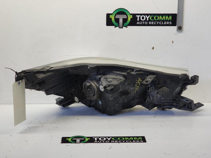 Toyota Hilux - Left Headlight - W/ Halogen Type - 2015-2020