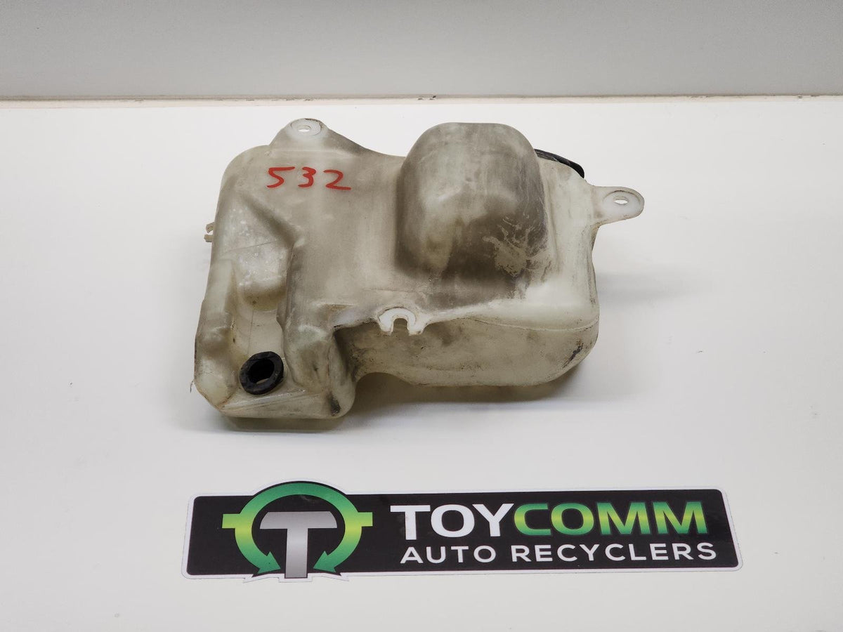 Apr 1990 to Jun 1996 - Toyota Land Cruiser Prado 70 Series - Washer Bottle