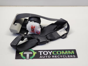 Nov 2013 to Aug 2015 - Toyota Hilux Double Cab Utility - Rear Centre Seat Belt - Retractable Belt Type, Black