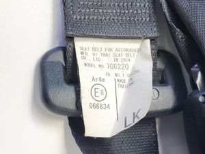 Nov 2013 to Aug 2015 - Toyota Hilux Double Cab Utility - Rear Centre Seat Belt - Retractable Belt Type, Black