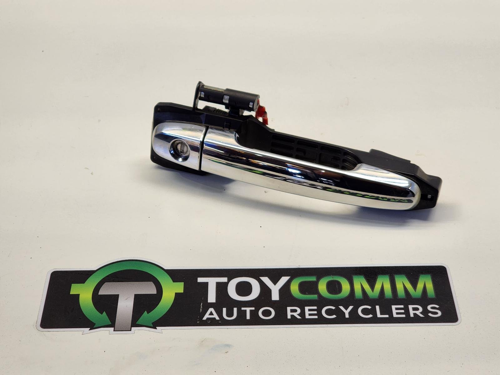 Jun 2015 to Sep 2023 - Toyota Hilux - Right Front Door Exterior Handle - Chrome, Non Keyless Entry Type