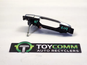 Jun 2015 to Sep 2023 - Toyota Hilux - Right Front Door Exterior Handle - Chrome, Non Keyless Entry Type