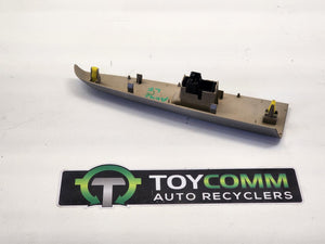 Feb 2005 to Aug 2015 - Toyota Hilux - Left Front Window Switch