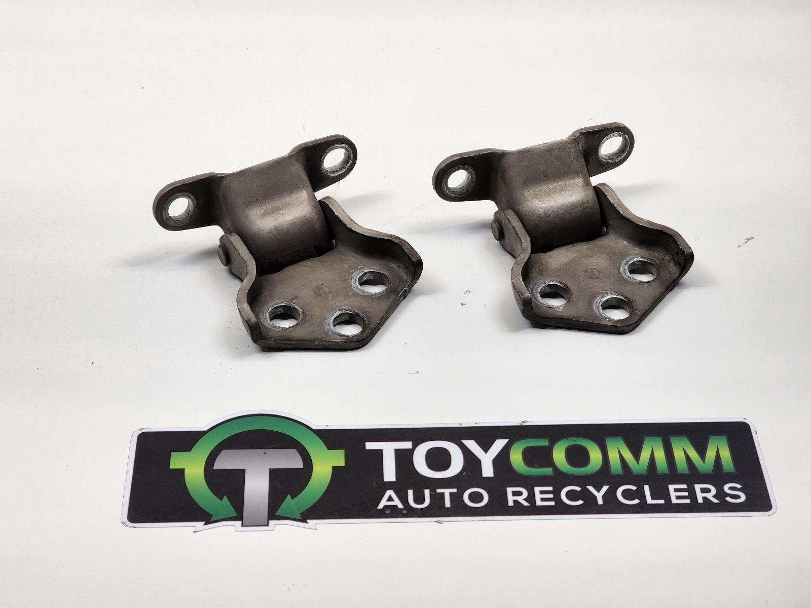 Jul 1996 to Jan 2003 - Toyota Land Cruiser Prado 95 Series - Bootlid/Tailgate Hinge - Tailgate Hinges (Rh Side), Pair