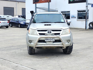 Now Wrecking: 2006 Toyota KUN26 Hilux Wreck Number: T102C