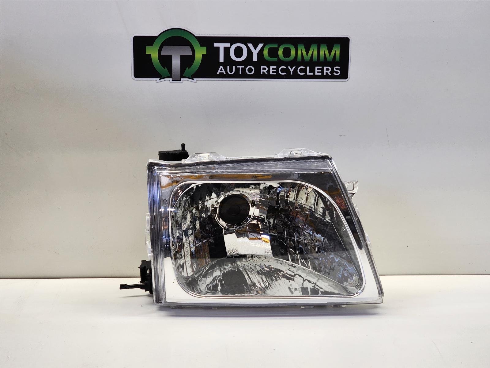 Sep 1997 to Mar 2005 - Toyota Hilux - Right Headlight - Halogen