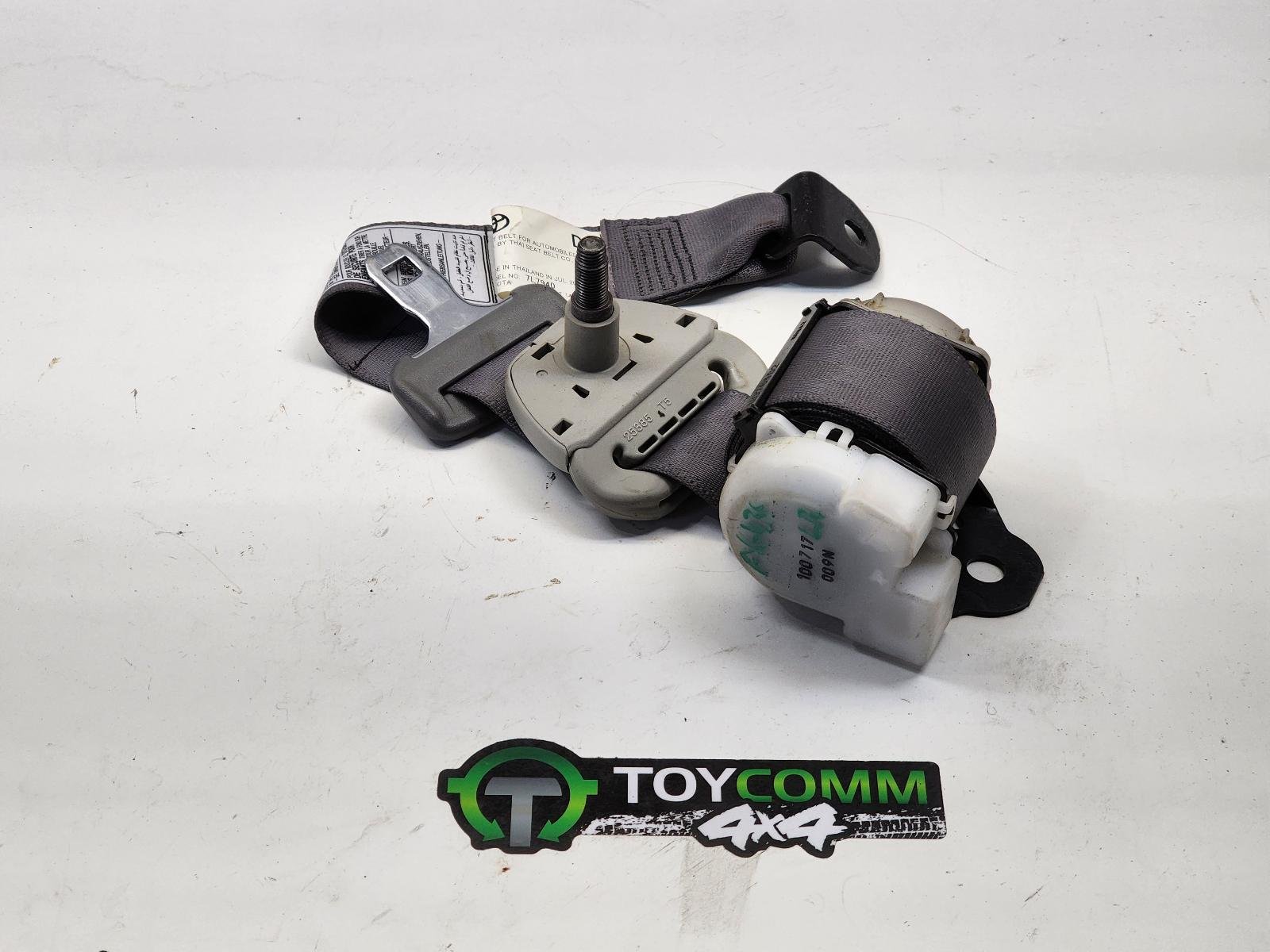 Mar 2005 to Jun 2011 - Toyota Hilux Double Cab Utility - Left Rear Seat Belt - Light Grey