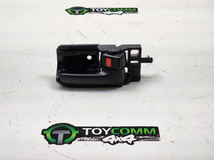 Jan 2005 to Apr 2019 - Toyota Hiace TRH KDH - Right Front Door Interior Handle