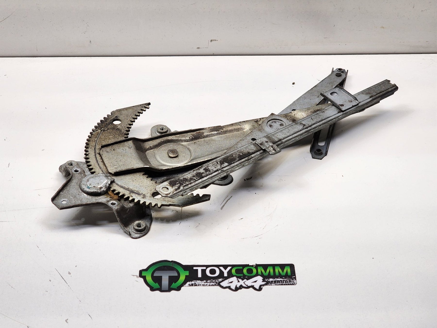 1989 to 1995- Toyota Hilux Surf N120 N130- Right Rear Window Regulator/Motor- Door Electric Regulator Only