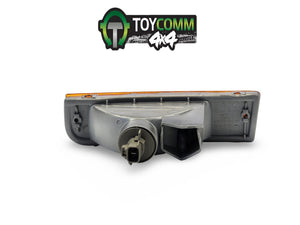 1992 to 1995 - Toyota Hilux Surf N120 N130 - Right Indicator/Fog/Side - Bumper Flasher