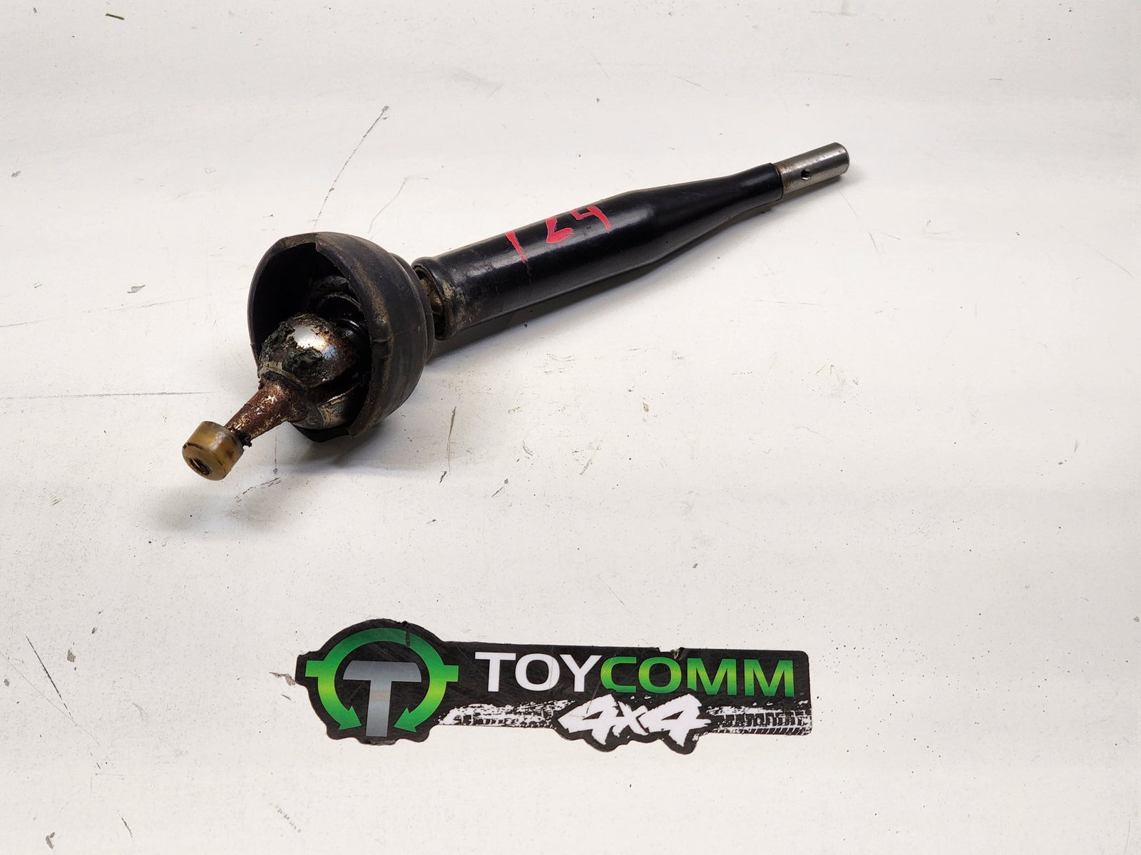 Oct 1988 to Sep 1997- Toyota Hilux Manual- Gear Stick/Shifter- Transfer Shifter, Auto Locking Hub Type
