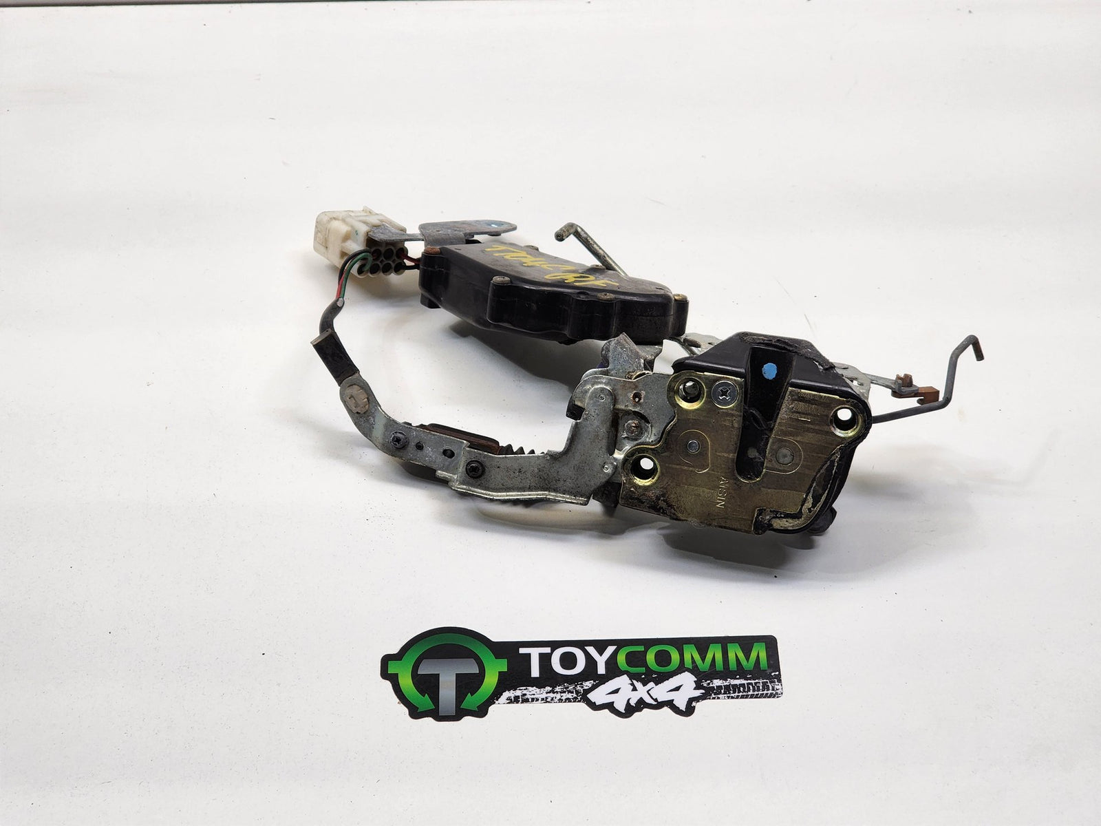 1989 to 1995 - Toyota Hilux Surf N120 N130 - Right Front Lock Mechanism