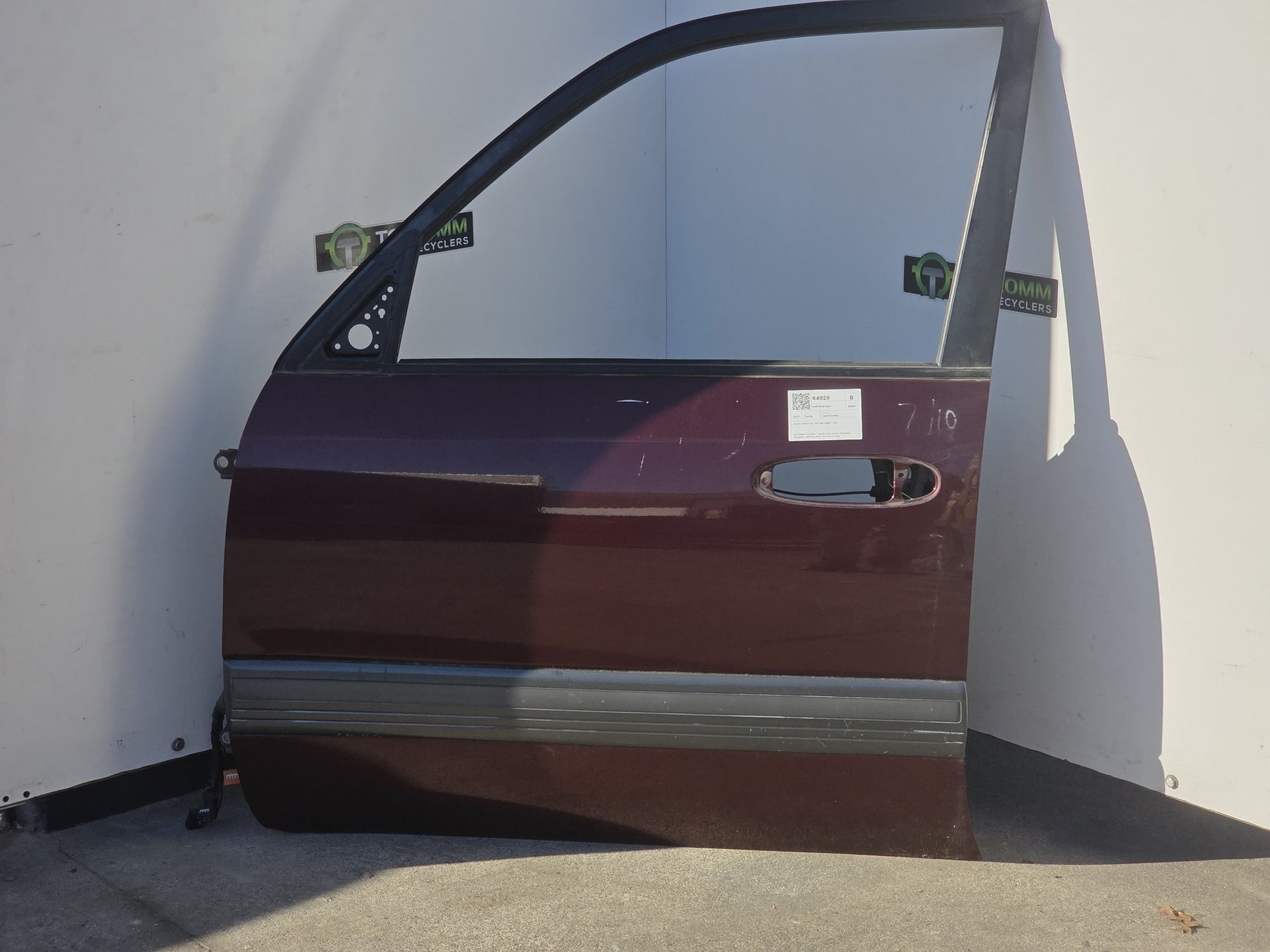 Jan 1998 to Oct 2007 - Toyota Land Cruiser 100 Series Standard - Left Front Door - Non Mould Type