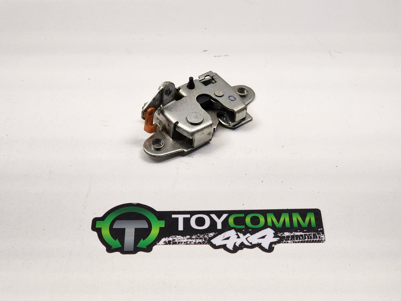 Feb 2005 to Aug 2015 - Toyota Hilux - Left Tailgate Lock Mechanism