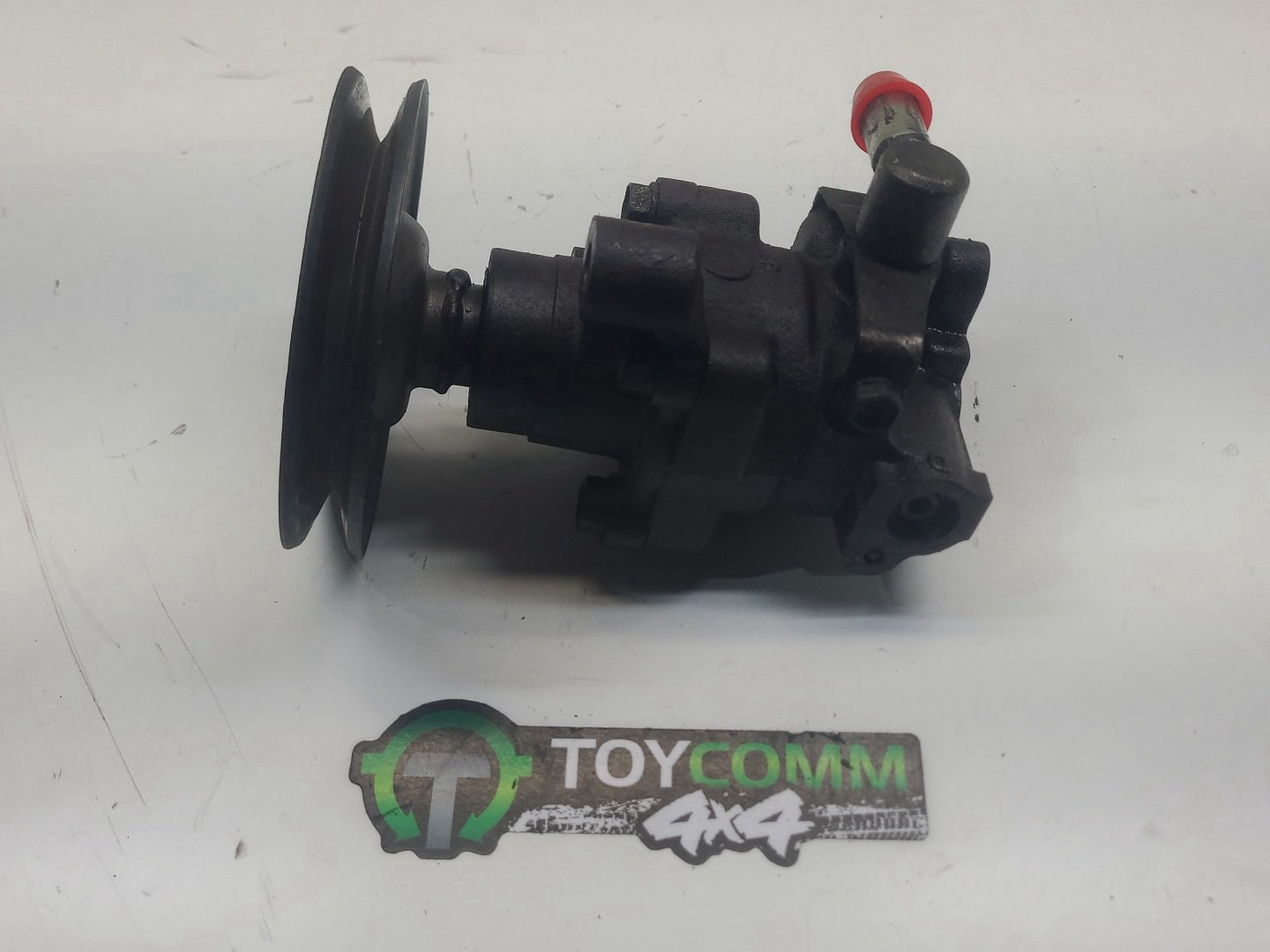 Oct 1988 to Sep 1997 - Toyota Hilux Diesel 2.8L Engine Code 3L - Steering Pump - (Front Bottom Adj)