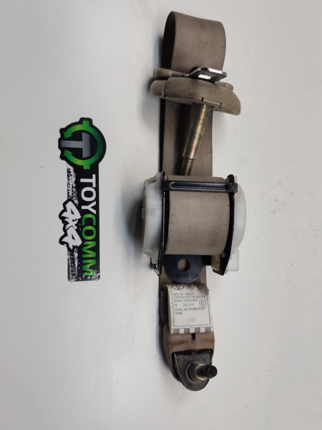 Jan 1998 to Oct 2007 - Toyota Land Cruiser 100 Series - Left Rear 2nd Row Seat Belt - Tan
