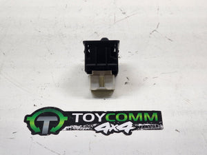 Nov 2001 to Mar 2005 - Toyota Hilux - Misc Switch/Relay - Mirror Switch (Door Trim Mounted)