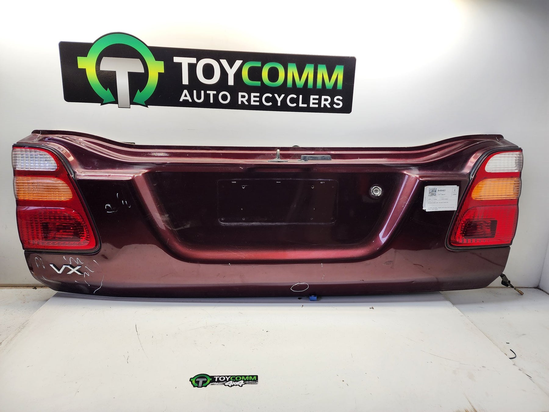 Jan 1998 to Oct 2007 - Toyota Land Cruiser 100 Series 105 Series - Lower Tailgate