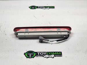 Mar 2005 to Aug 2011 - Toyota Hilux - High Level Stoplight