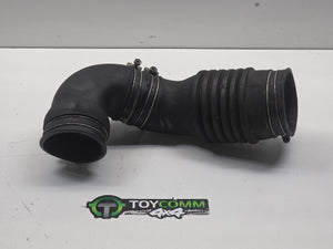 May 1990 to Mar 1998- Toyota Land Cruiser 80 Series Diesel Engine Code 1HD-T- Air Cleaner Duct/Hose