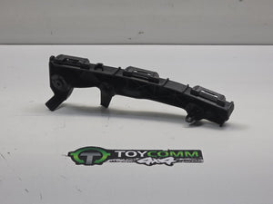 Jul 2011 to Aug 2015- Toyota Hilux- Left Front Bumper To Guard Bracket- Left Bracket (Bumper To Guard)