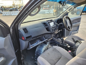 Now Wrecking: 2007 Toyota Hilux KUN26 Wreck Number: 118