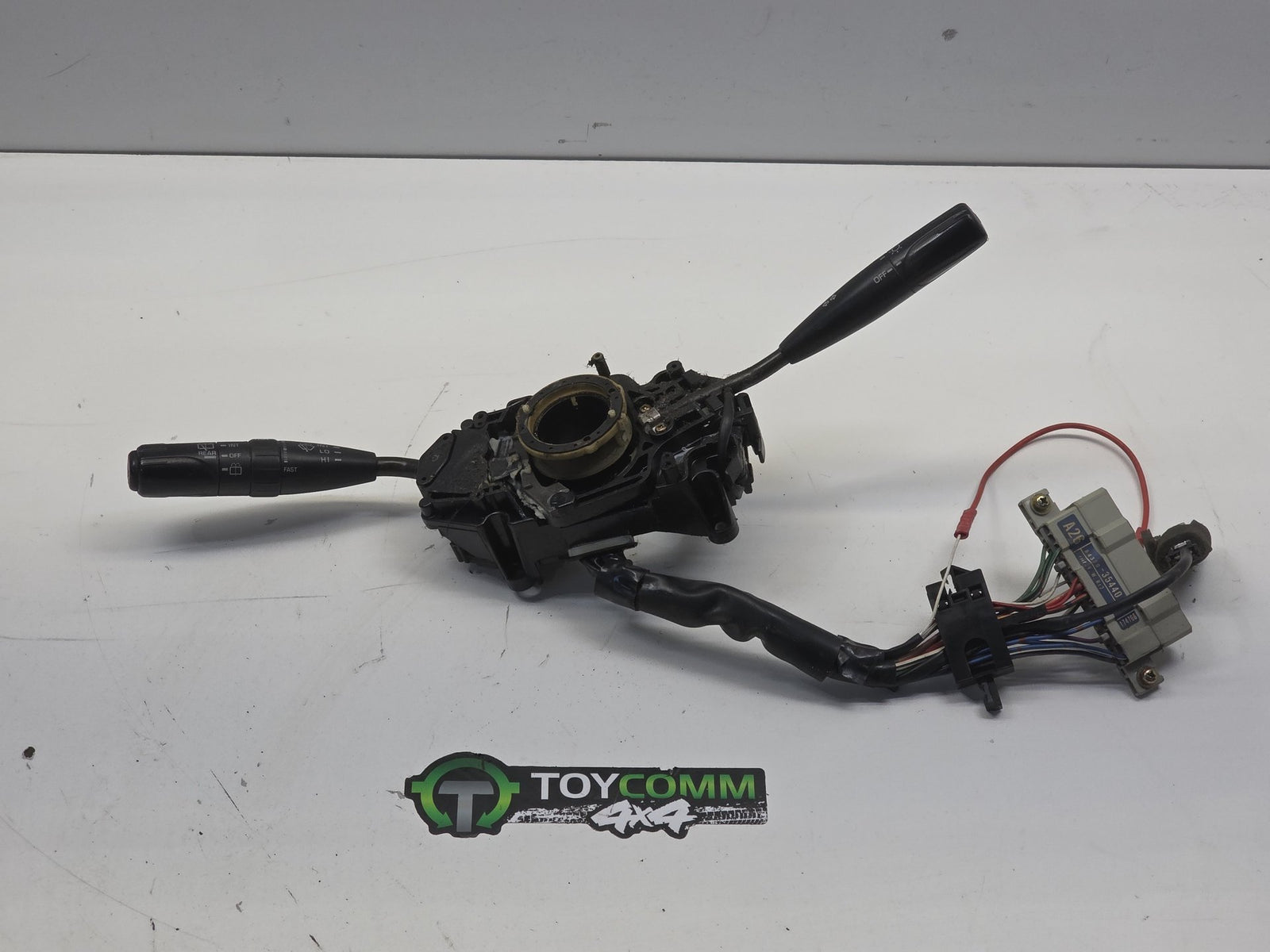 Oct 1988 to Sep 1997- Toyota Hilux- Combination Switch- Combination Switch Assy (Flasher & Wiper), W/ Intermitant Wipers Type