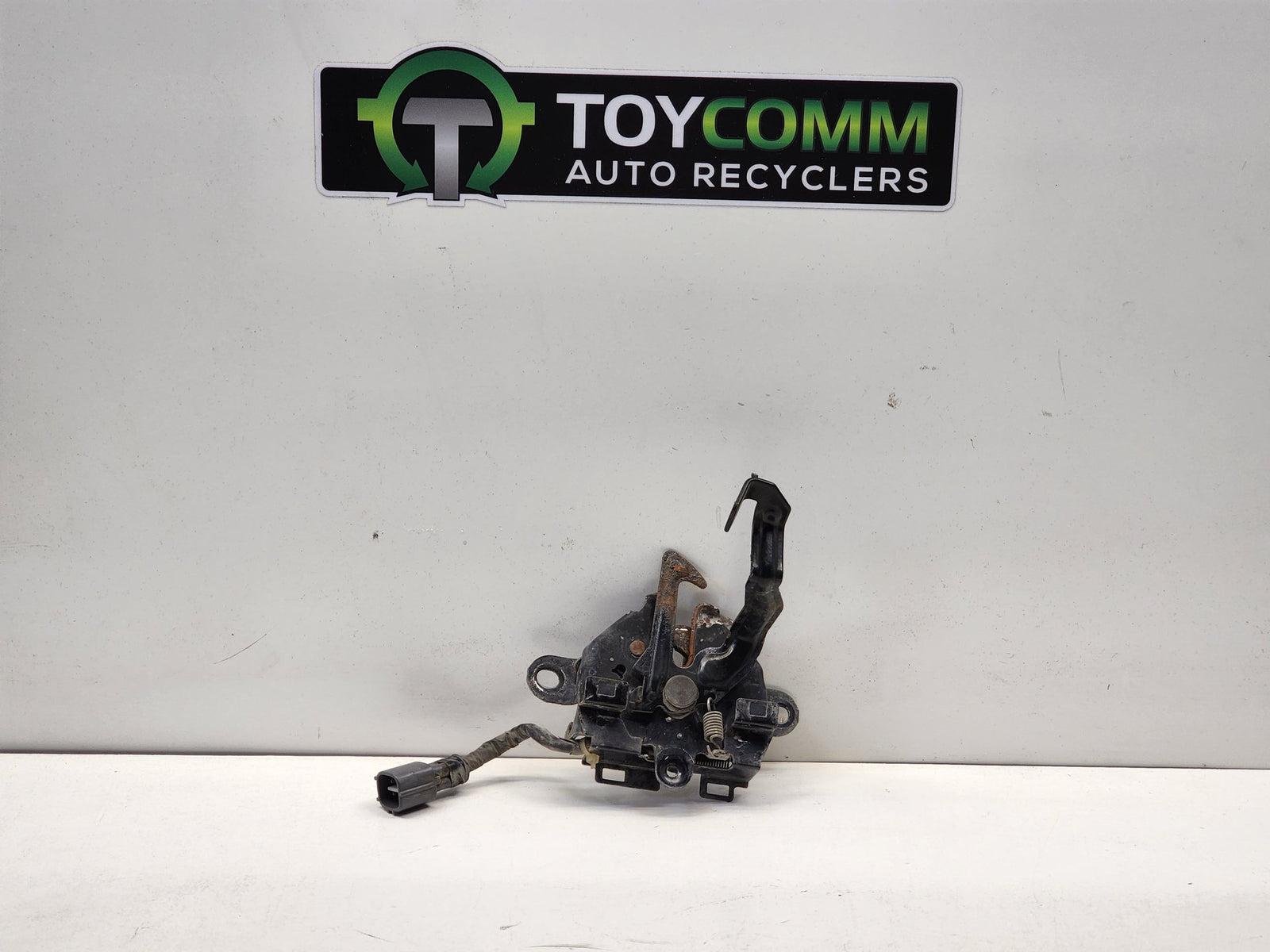 Aug 2009 to 2023 - Toyota Land Cruiser Prado 150 Series - Bonnet Lock/Support