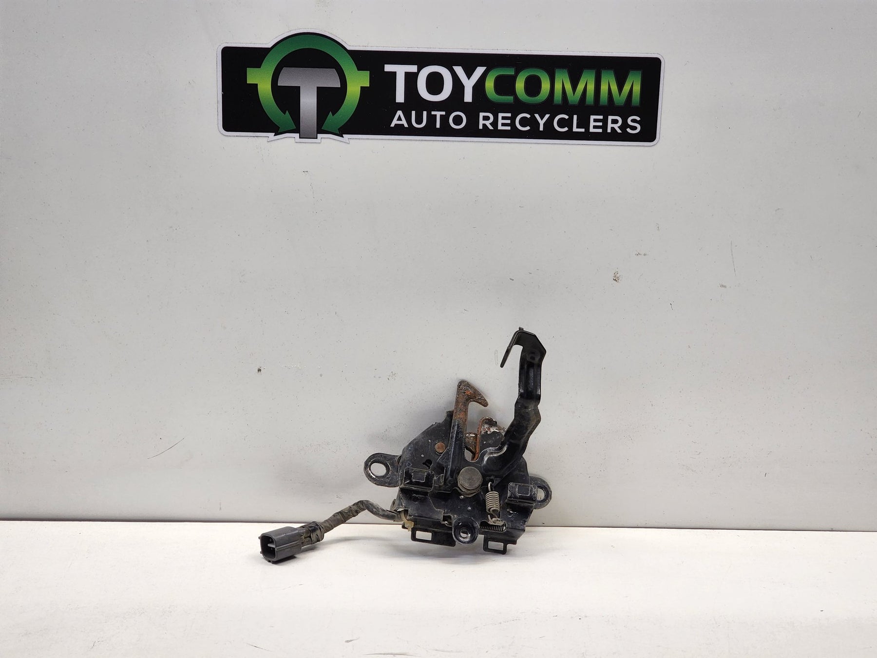 Aug 2009 to 2023 - Toyota Land Cruiser Prado 150 Series - Bonnet Lock/Support
