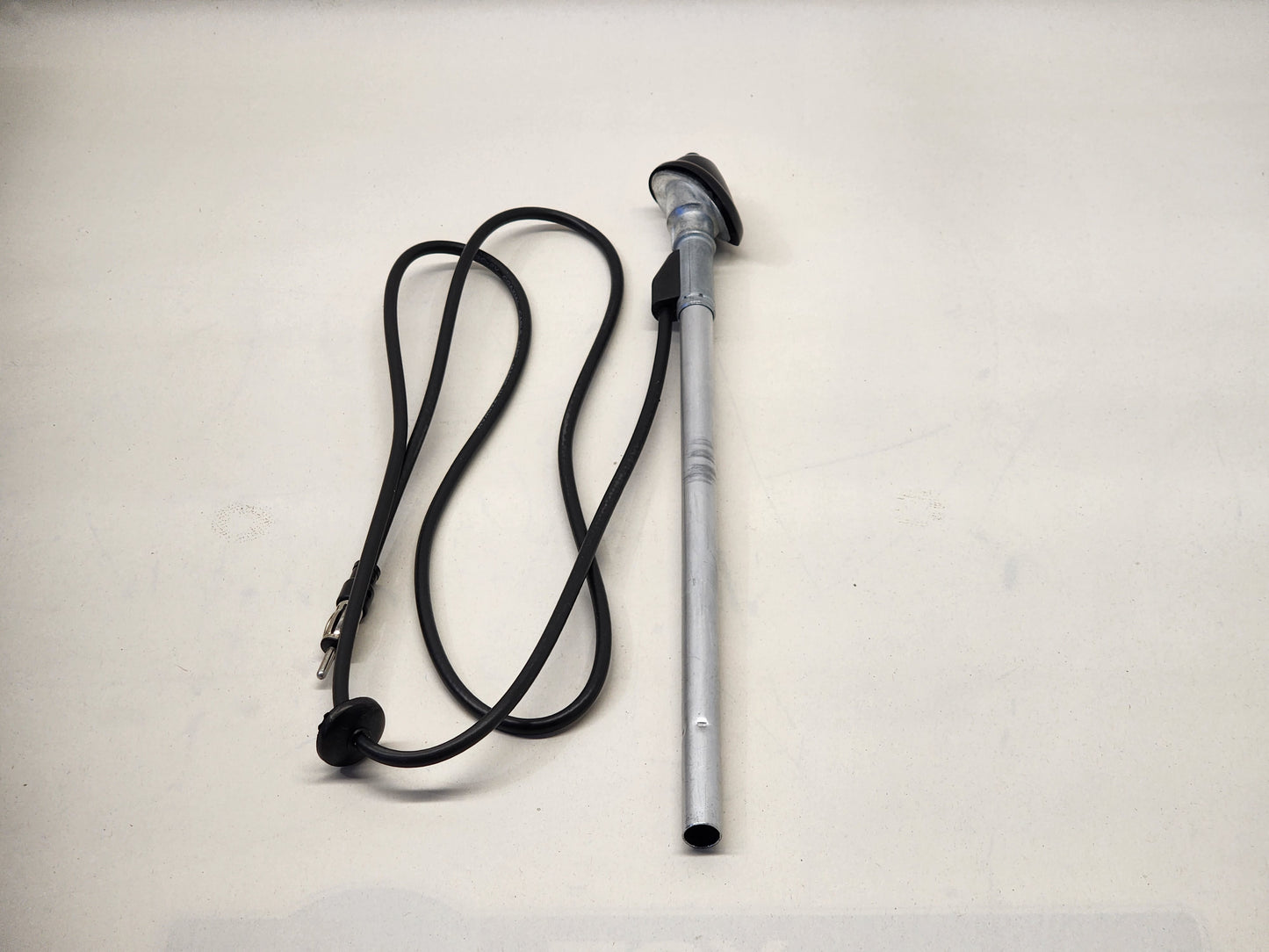Radio Antenna - Suit Hilux LN106/7 and Surf 130 (Manual Type)